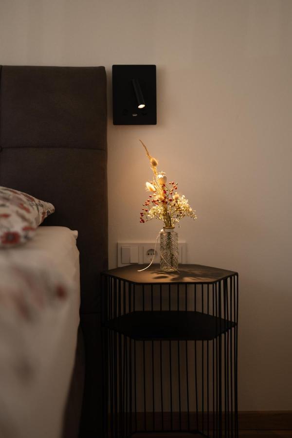 לאנה Apartments Villa Julia מראה חיצוני תמונה